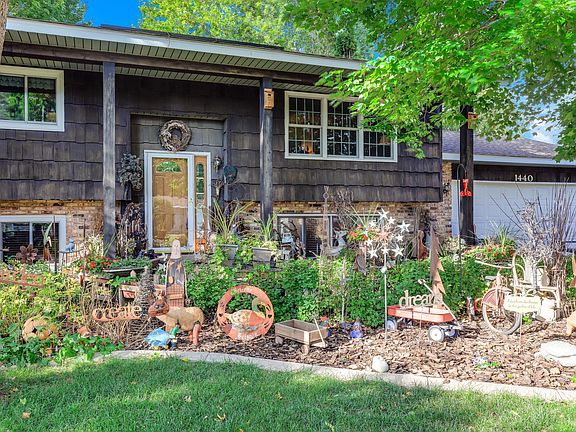 4th image of 1440 17th St W