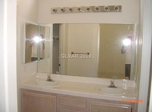 3rd image of 2616 Bed Knoll Ct