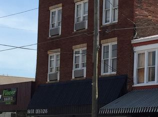 126 E Broad St #6, Central City, KY 42330
