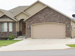 593 W Aspen Hills Blvd, Saratoga Springs, UT 84045