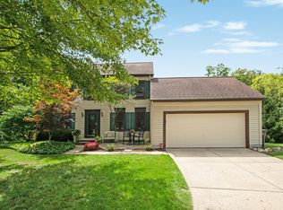 6070 Winthrop Ct SE, Ada, MI 49301