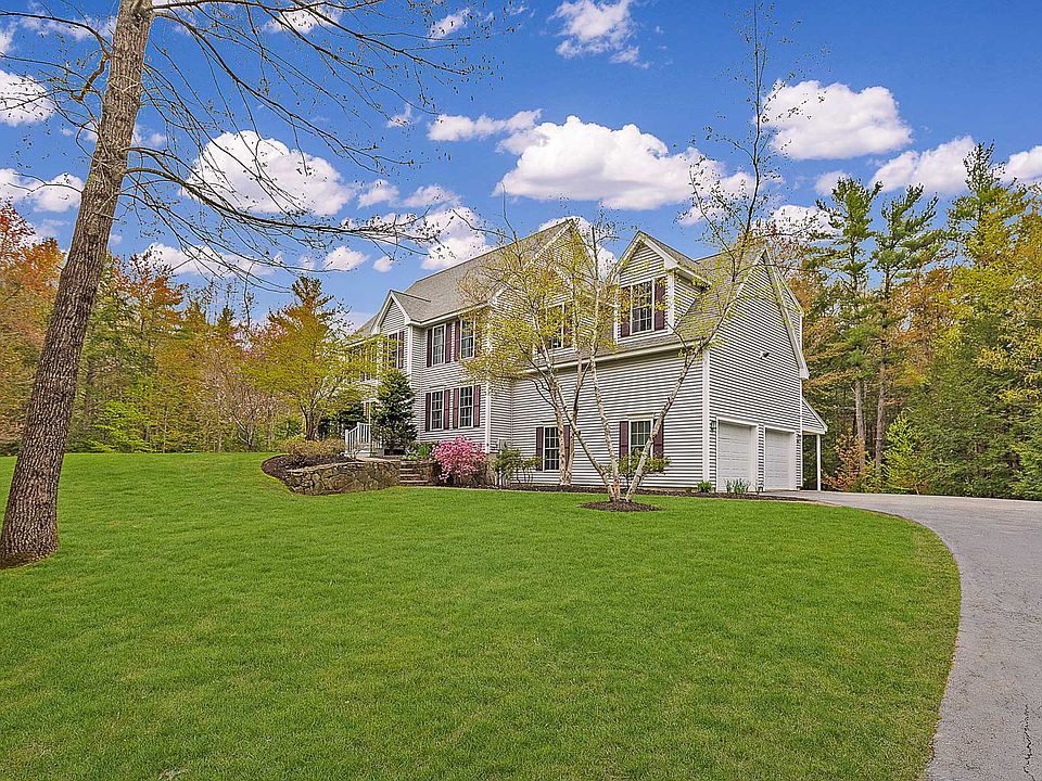 2nd image of 8 Walters Way