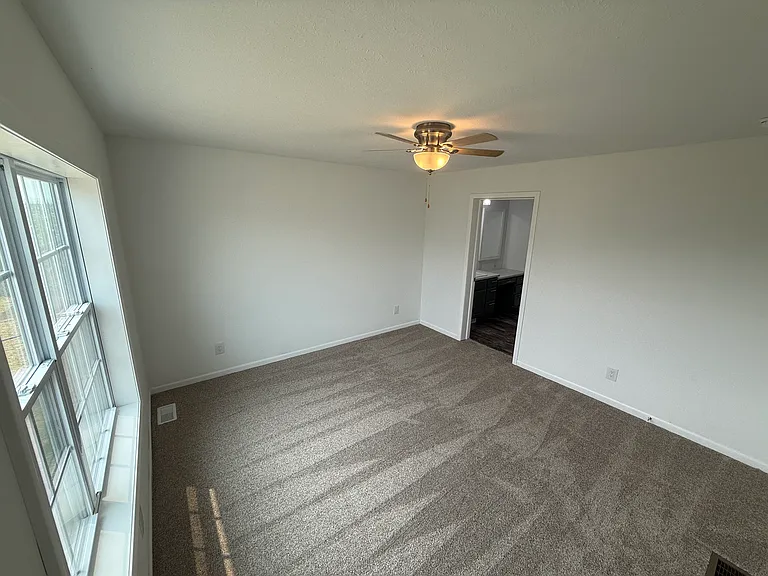 2999 Cherry St — Photo 33