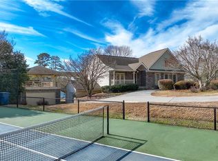 7360 Pine Valley Rd, Cumming, GA 30041