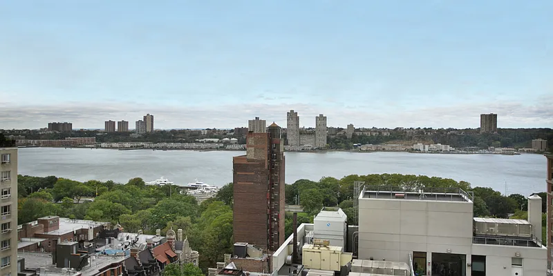 Rented by Manhattan Skyline | media 9