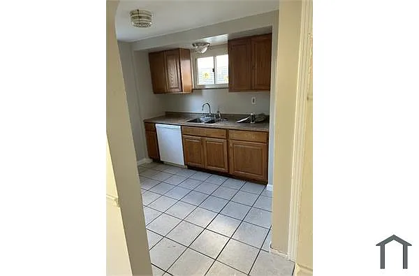 3367 Francisco St photo 1