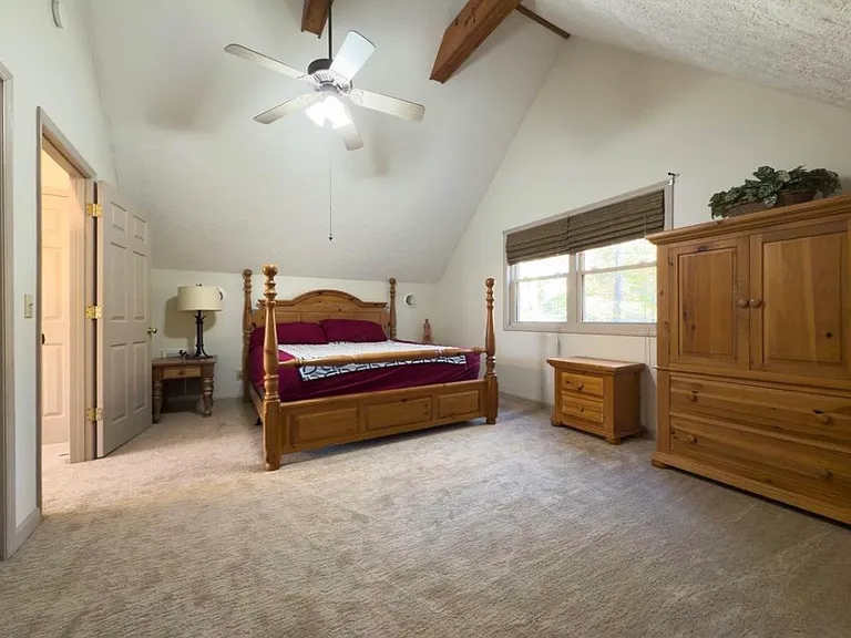 450 Rhododendron Ln — Photo 18
