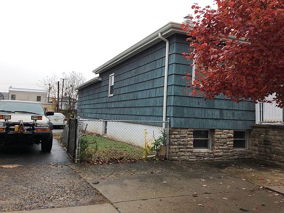 3rd image of 42 Naples Ave