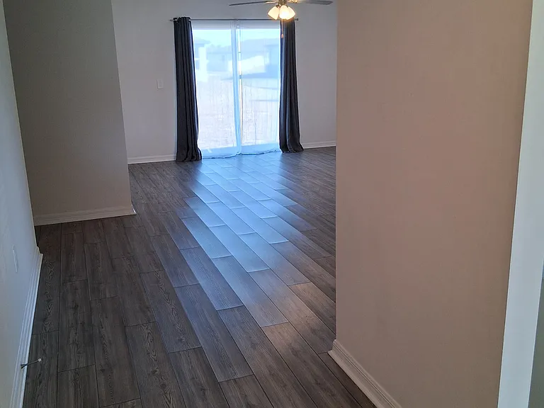 857 Youngreen Dr — Photo 3