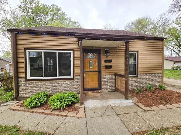2639 S Paxton St, Sioux City, IA 51106