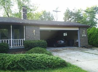 5121 Cook Rd, Swartz Creek, MI 48473