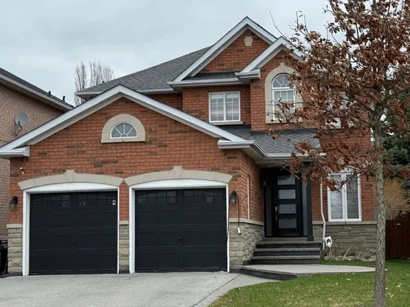 33 Hillpath Cres, Brampton, ON L6Z 4T7