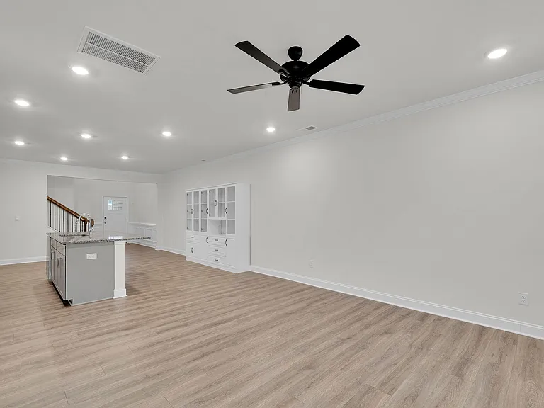 4120 Steel Way — Photo 10