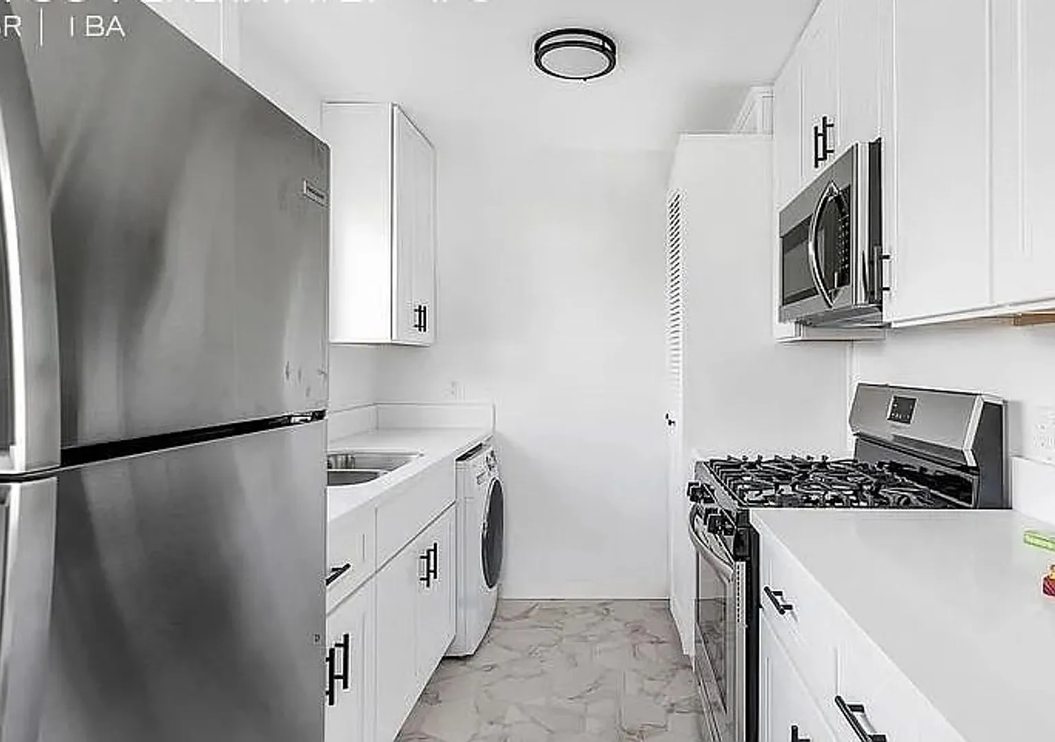 1 bed, 800 sqft, $2,345 — Photo 4