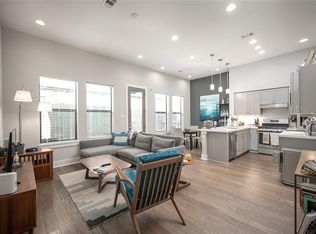 614 Thornton Rd, Houston, TX 77018