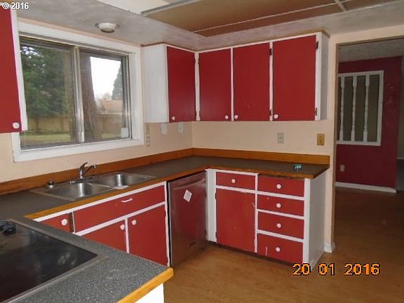 3rd image of 9315 NE 103rd St
