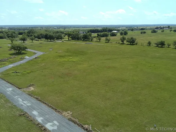 7900 Homestead Dr, Mounds, OK 74047