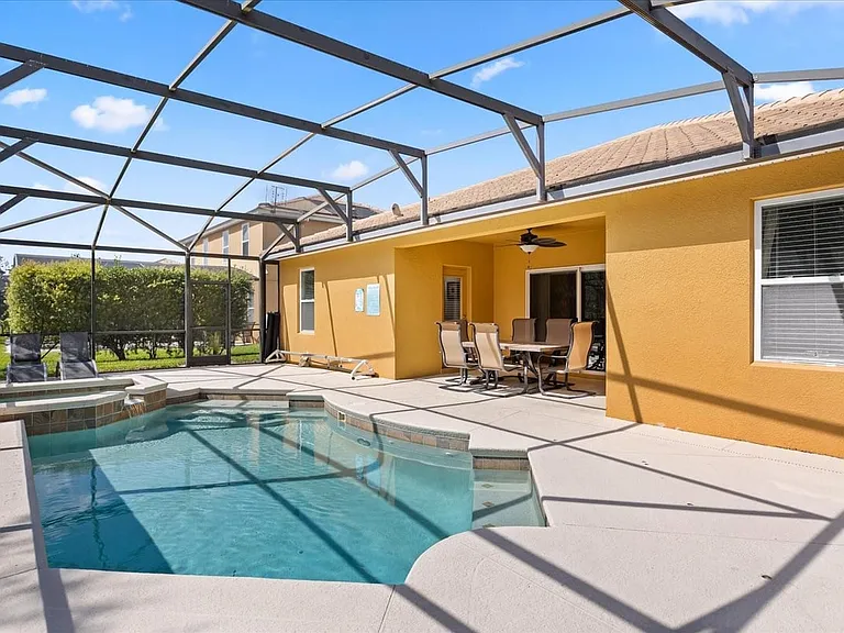 9122 Stromboli Ct — Photo 2