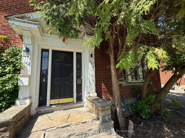 142 Clarendon Ave, Ottawa, ON K1Y 0R5