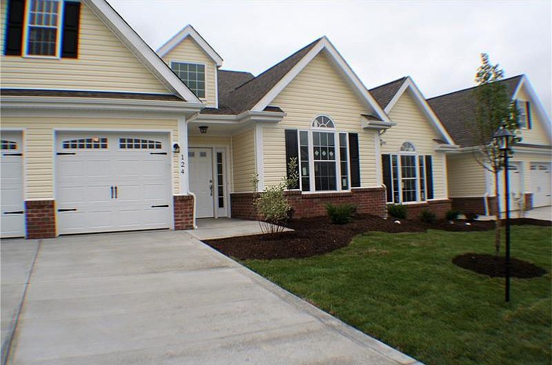 2nd image of 123 Spring Blossom Cir