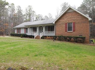 173 Mallard Creek Ln, Fayetteville, GA 30214