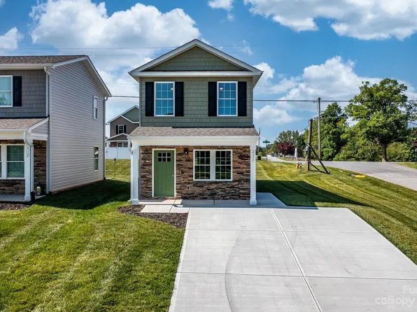 2509 Snow Creek Rd, Hickory, NC 28601