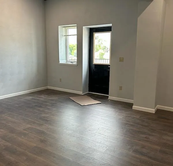 885 S Janesville St #105 — Photo 4