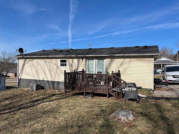 2nd image of 807 Cresswell St