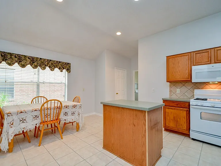 14410 Pelican Marsh Dr — Photo 15