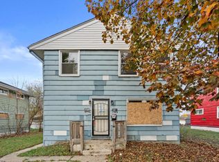 5669 N 60th St #5671, Milwaukee, WI 53218