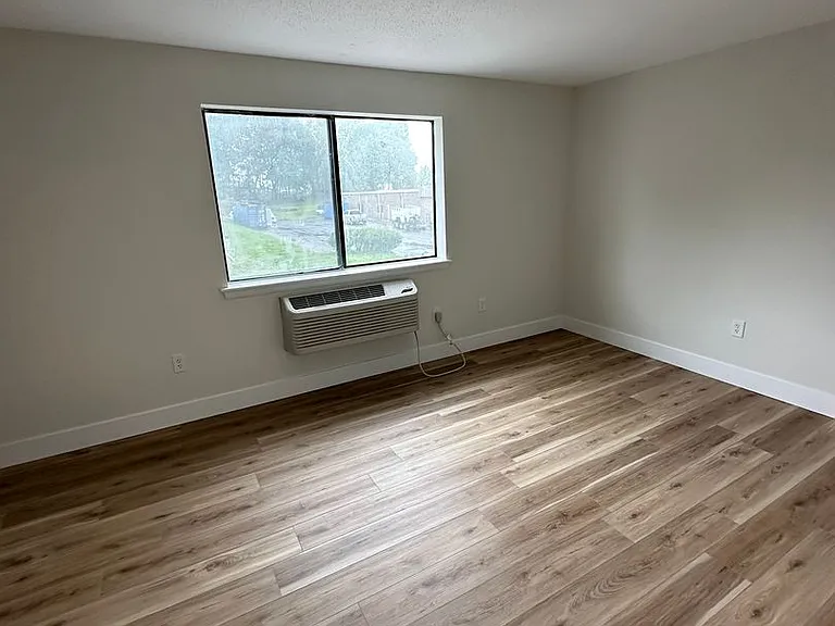 145 Whiting St — Photo 6