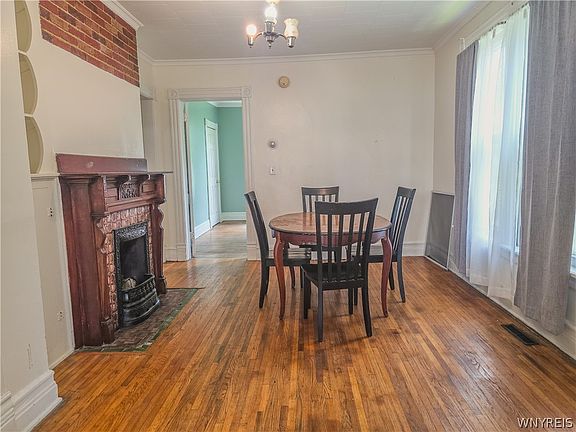 5th image of 818 Ashland Ave