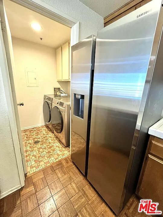 2 bed, 3.0 bath, 1165 sqft, $3,200 — Photo 4