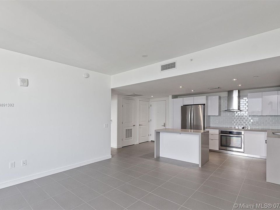 1st image of 1630 NE 1st St #2618