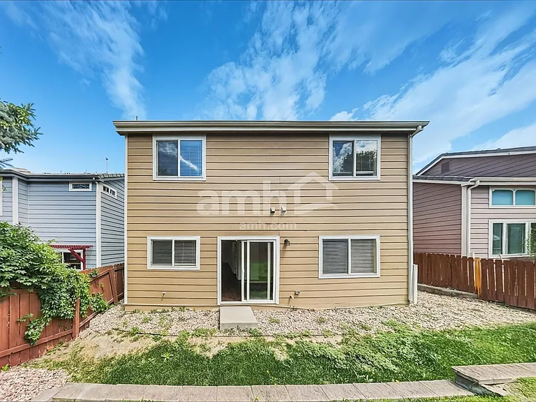 19506 E Bellisario Creek Dr — Photo 16