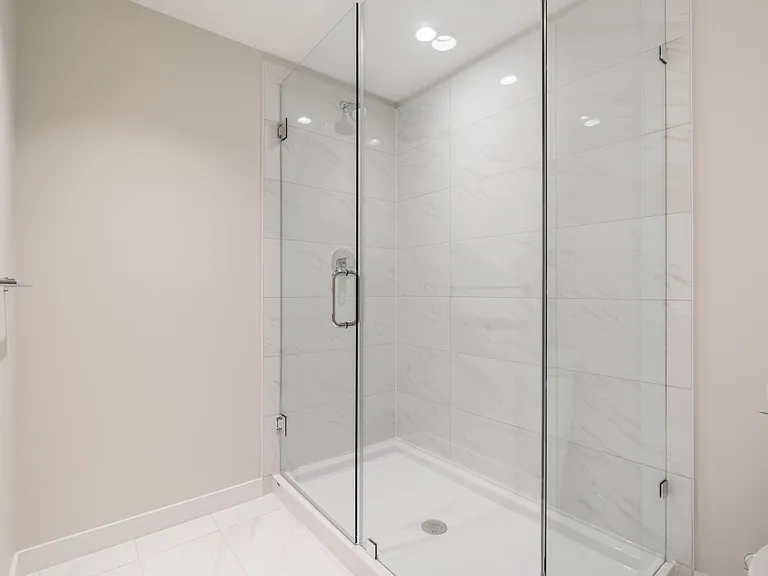 1182 Westwood St — Photo 140