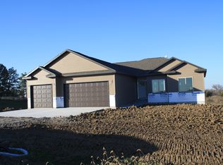 6220 Bass Creek Rd, Hickman, NE 68372