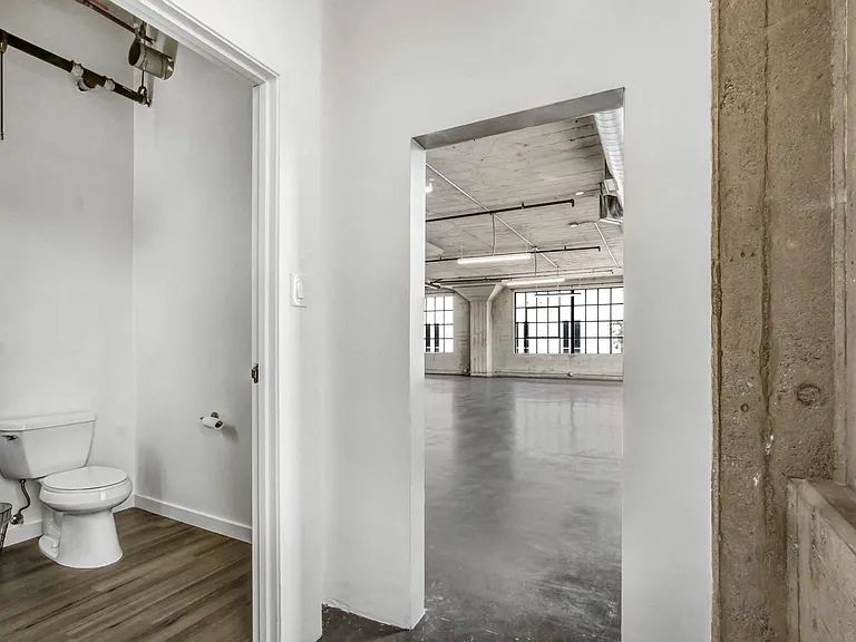 RiverFront live - Work Lofts — Photo 114