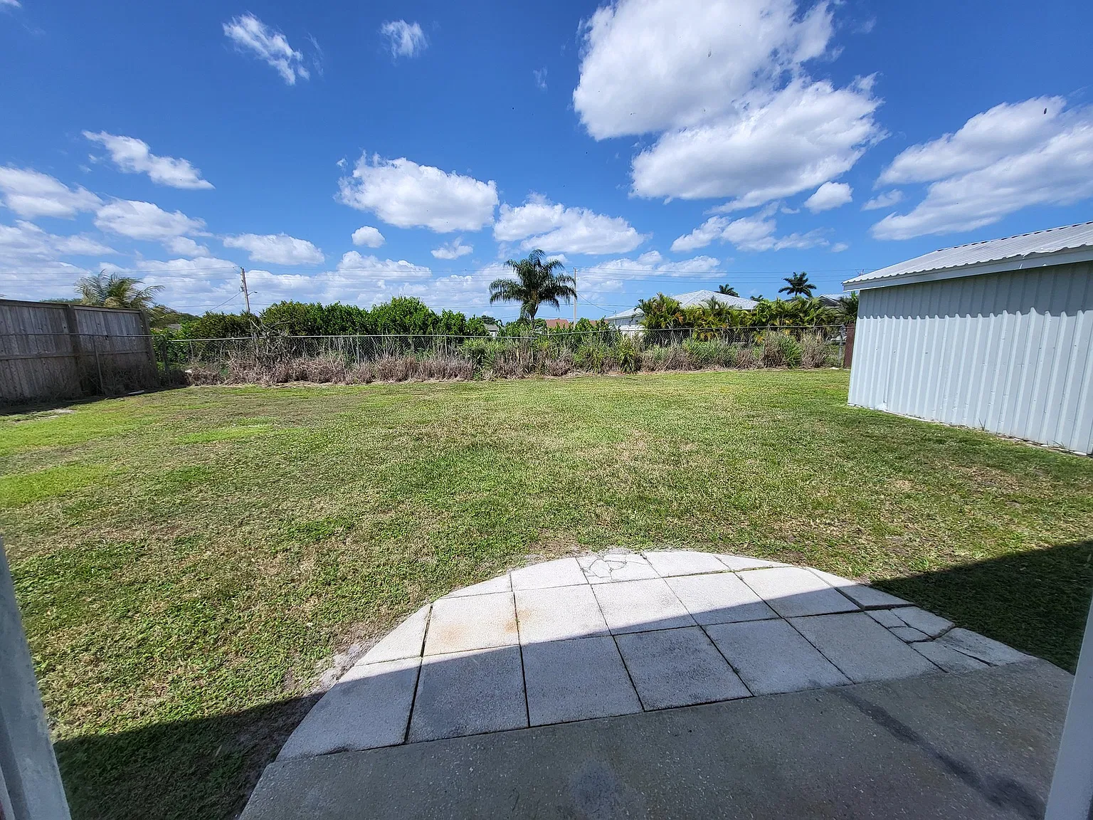 Single Family — Photo 2