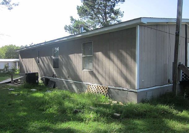 2nd image of 113 W Elise Ave