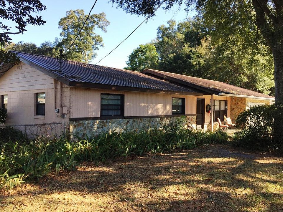 1st image of 2679 SE 49th Ave