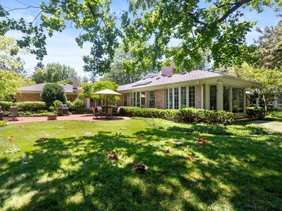 694 S Ridge Rd, Lake Forest, IL, 60045