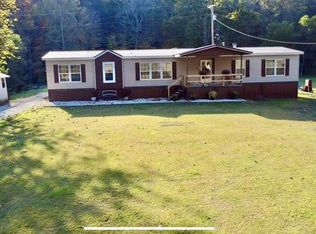 694 Oakley Rd, Salyersville, KY 41465