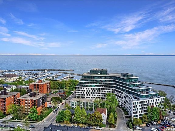 3rd image of 11 Bronte Rd #703