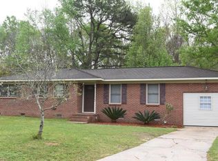 302 Oxford Rd, Ladson, SC 29456