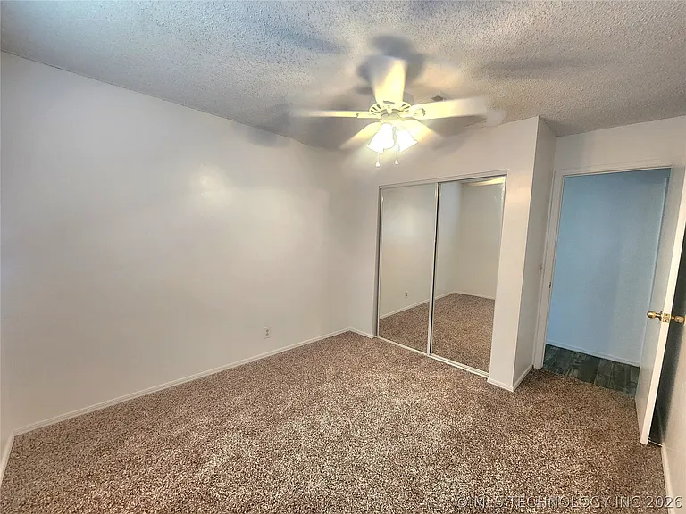 122 W Kent St — Photo 7