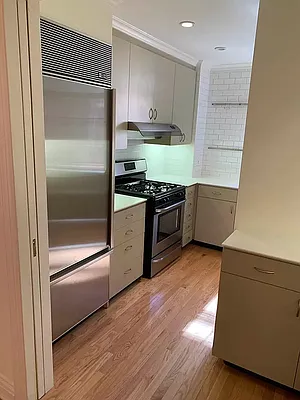 Rented by McDonagh Real Estate | media 26