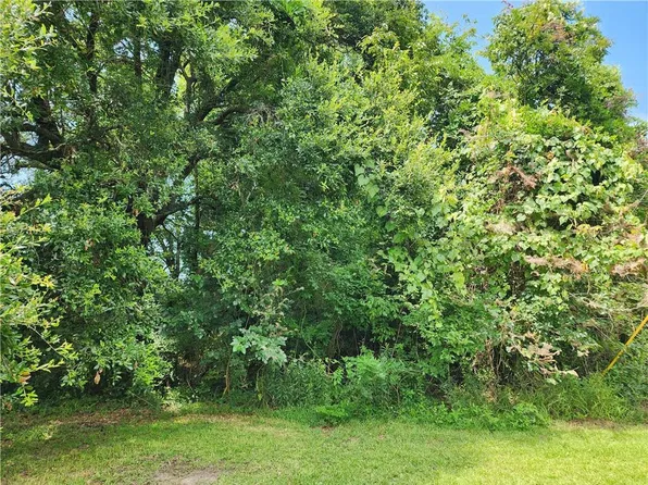 208 Concession St, Belle Chasse, LA 70037