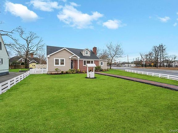 3rd image of 92 Sunset Road