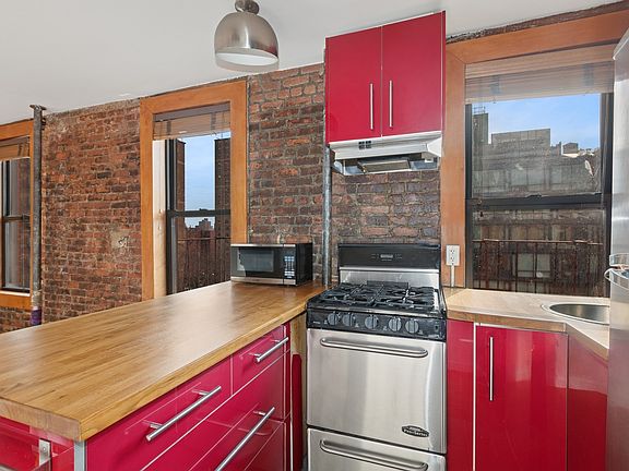 4th image of 347 E 5th St #10